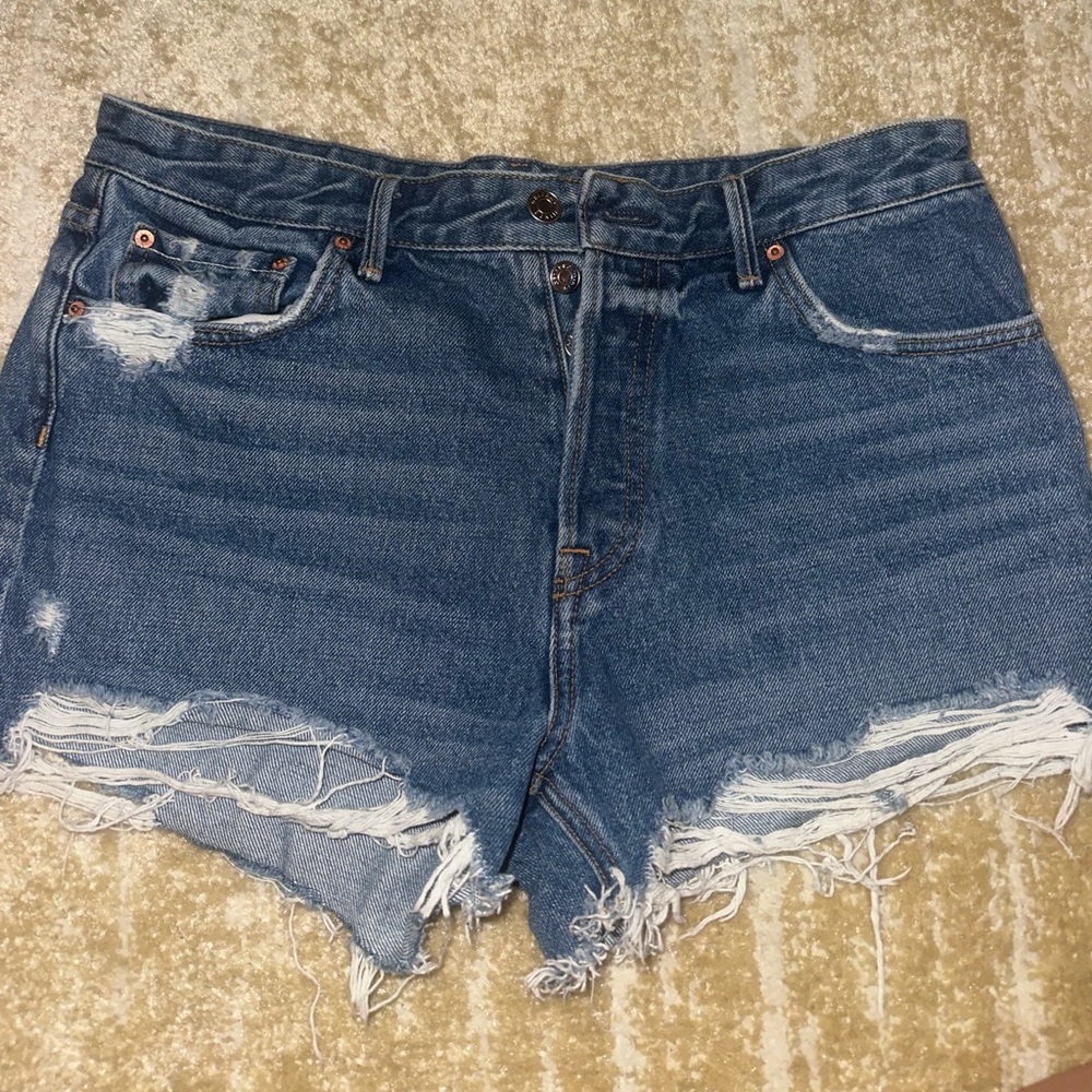 HELENA HIGH RISE CUT OFF SHORTS
